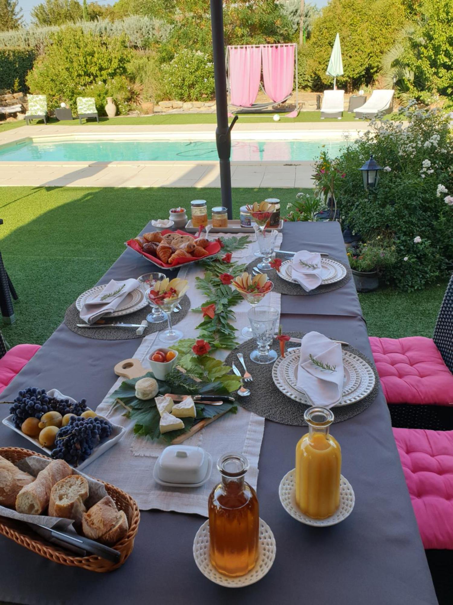 Bed and Breakfast La Colombe Турретт Екстер'єр фото