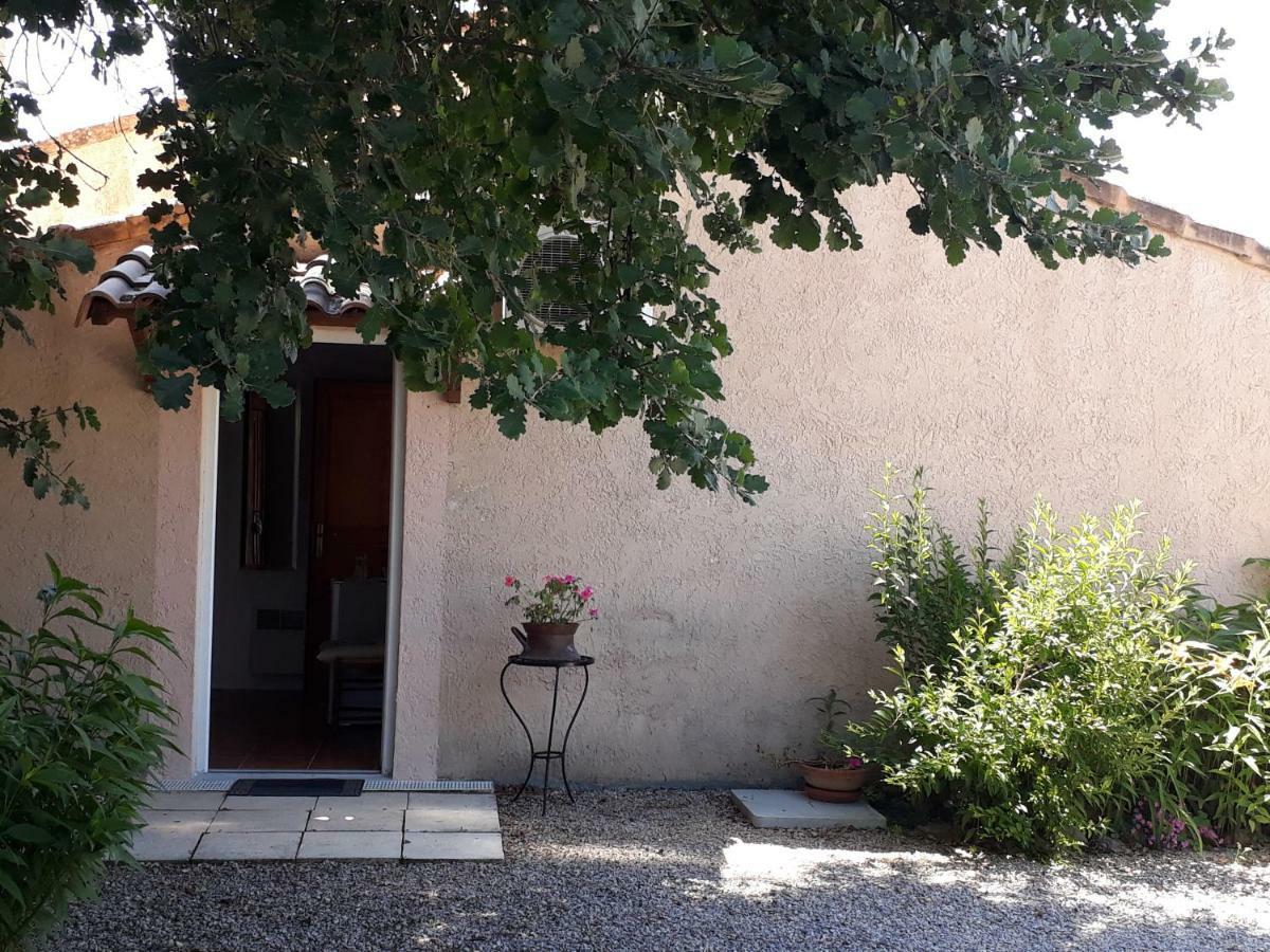 Bed and Breakfast La Colombe Турретт Екстер'єр фото